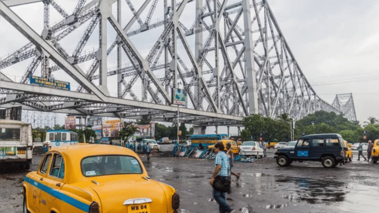 Weather department issues orange alert for 12 districts in Bengal including Kolkata, city may face water-logging problem Weather department issues orange alert for 12 districts in Bengal including Kolkata, city may face water-logging problem