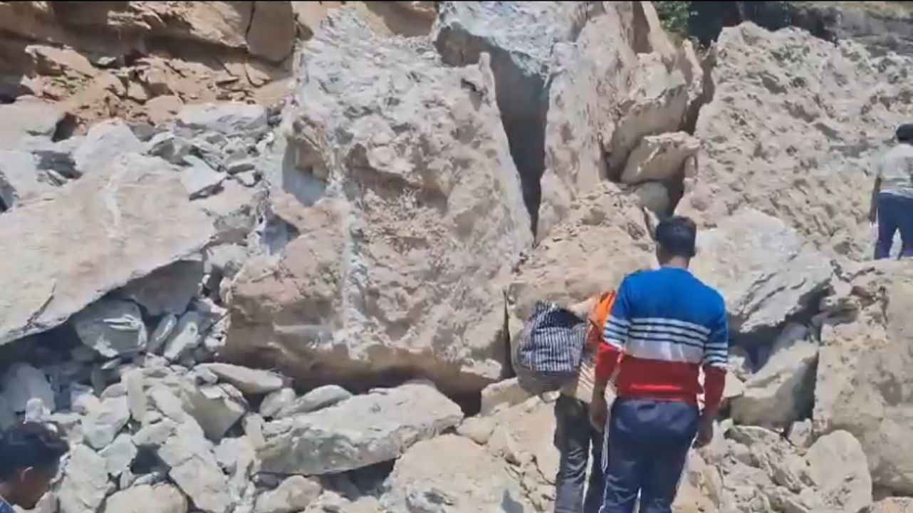 Uttarakhand: Hundreds stranded on Adi Kailash yatra after landslide; rescue efforts underway in Pithoragarh