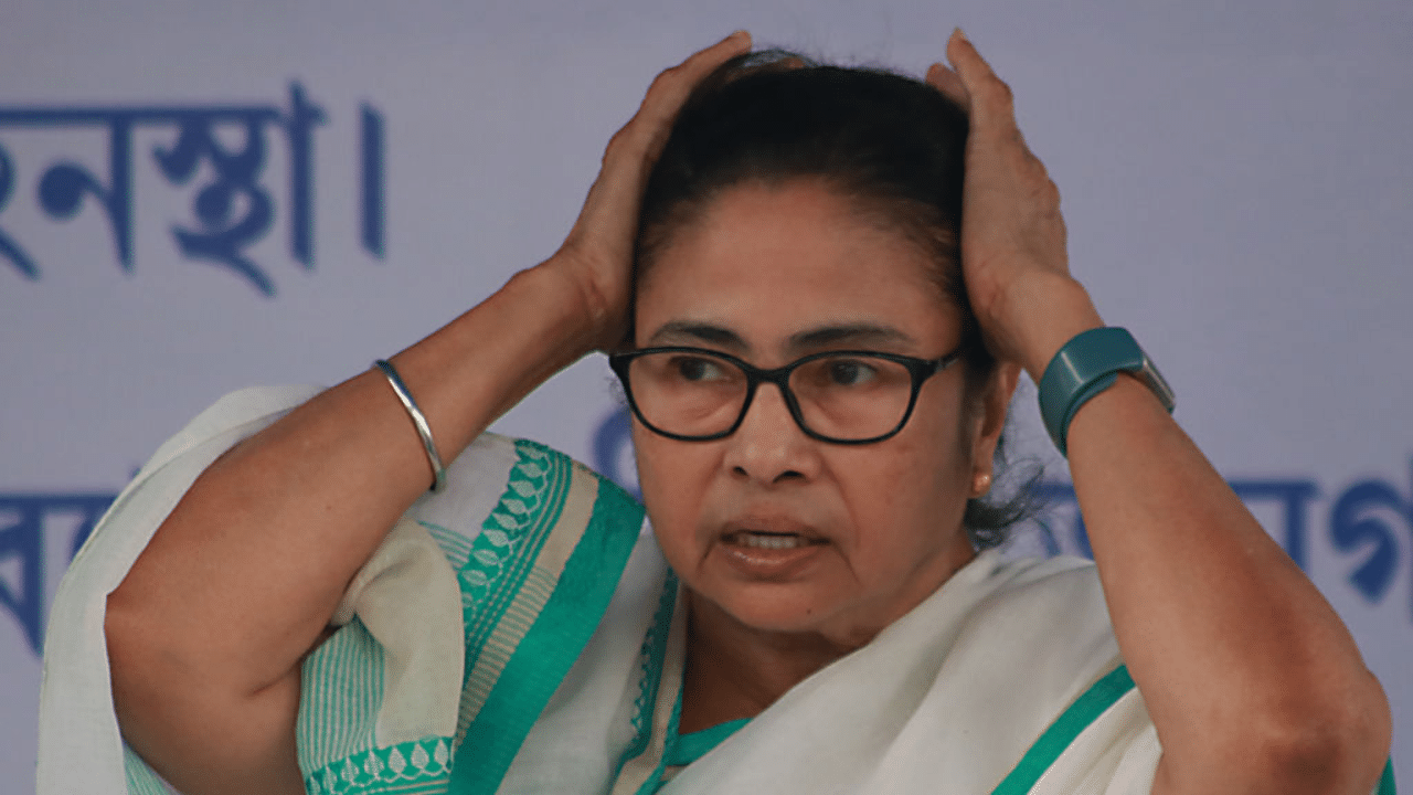 ‘Mamata Banerjee issued death warrant for us’: Protesting teachers in Bengal attack state government over exam notification ‘Mamata Banerjee issued death warrant for us’: Protesting teachers in Bengal attack state government over exam notification