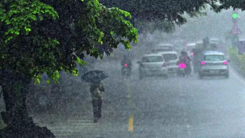 IMD issues yellow alert for Mumbai, other parts of Maharashtra as pre-monsoon showers intensify