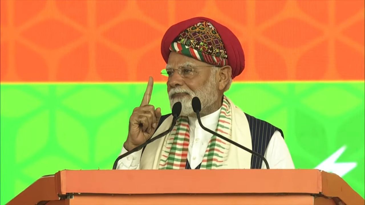 ‘Roti khao varna meri goli to hai hi’: PM Modi’s stern warning to Pakistan