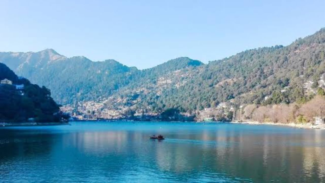 Uttarakhand weekend weather: Light to moderate rain, gusty winds and thunderstorms likely across key tourist destinations
