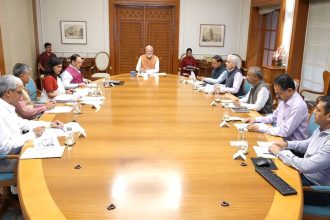 PM Modi chairs meeting on TB elimination campaign | WATCH