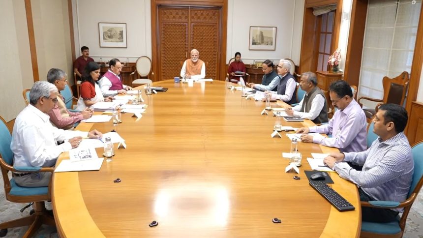 PM Modi chairs meeting on TB elimination campaign | WATCH