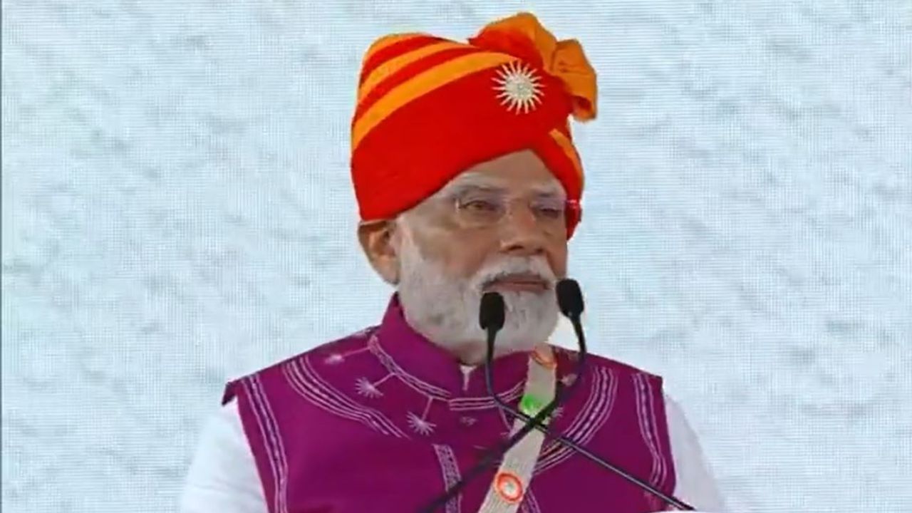 Nation made unprecedented decisions in recent years: PM Narendra Modi in Gujarat