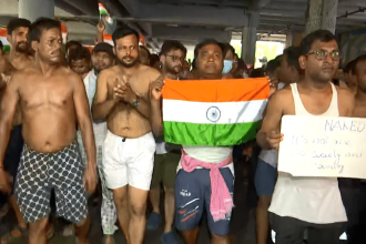 ‘Let them kill us, shoot us’: Police drag, beat up half-naked protesters against SSC scam in Bengal