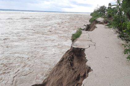Vehicle carrying 11 tourists falls 1,000 feet into Teesta river, one person killed and eight missing as rescue operation continues
