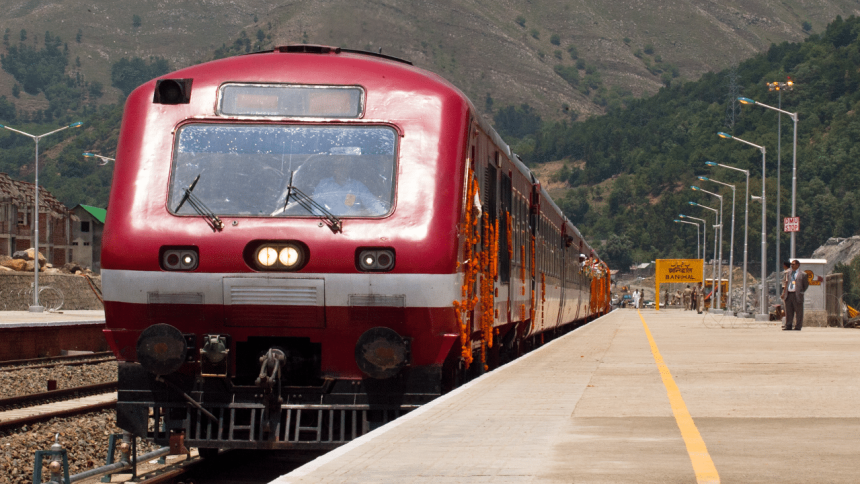 Udhampur-Srinagar-Baramulla project: Northern Railway flags delay in tunnel communication work