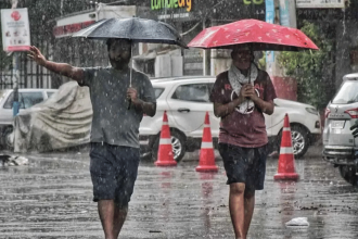 Heat continues in Central India; Delhi, UP, Bihar likely to see light rain