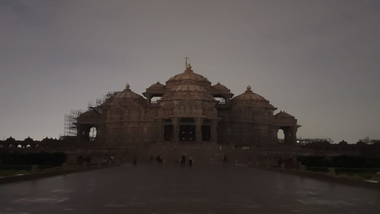 Swaminarayan Akshardham in Delhi conducts mock drill to boost emergency preparedness Swaminarayan Akshardham in Delhi conducts mock drill to boost emergency preparedness
