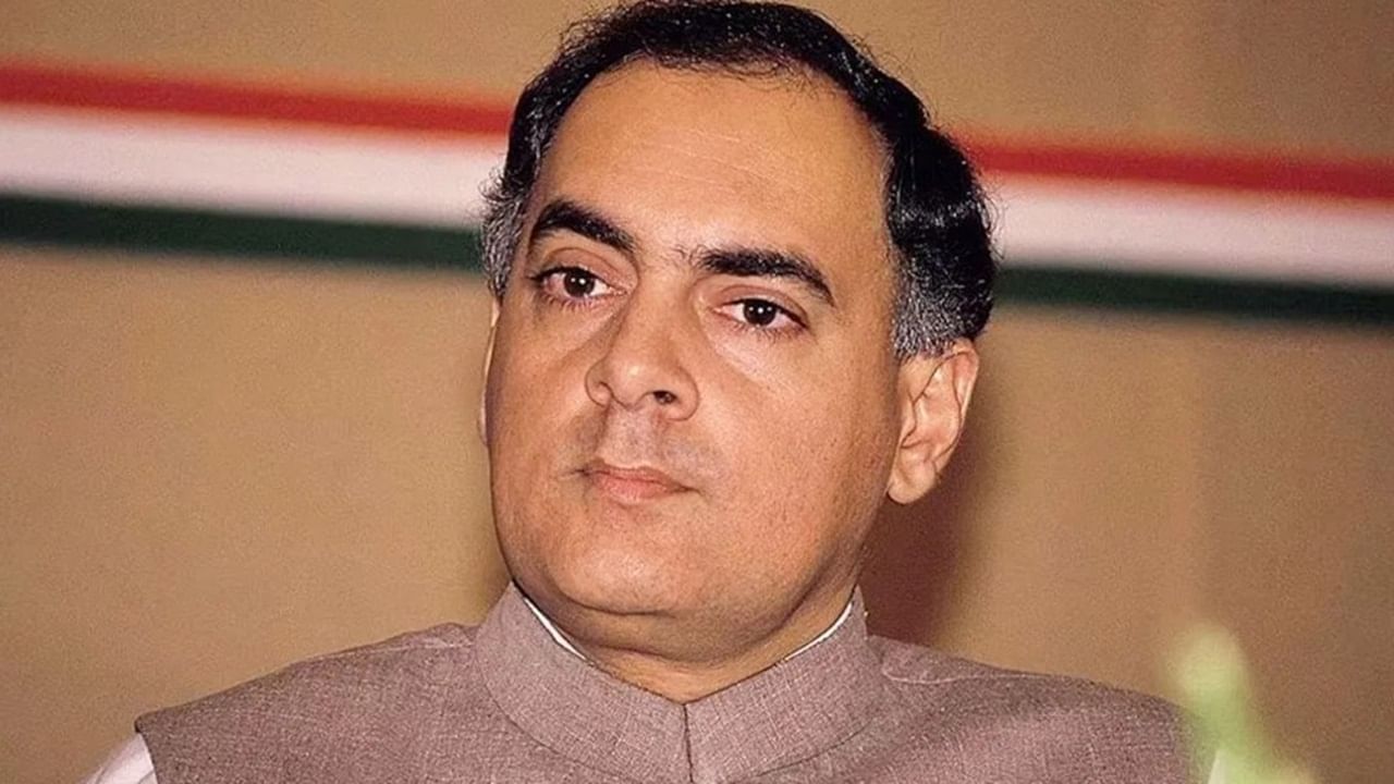 PM Modi pays tribute to Rajiv Gandhi on death anniversary
