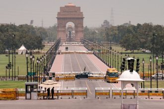 ‘Feels like 52°C’: IMD issues red alert in Delhi; north India reels under intense heatwave
