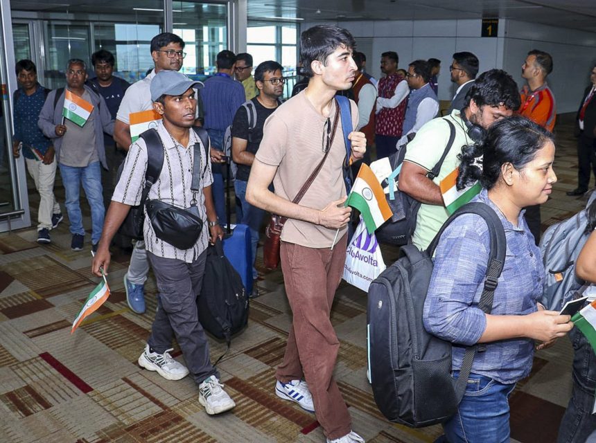 India evacuates fresh batch of 290 Indians, 1 Sri Lankan from Iran