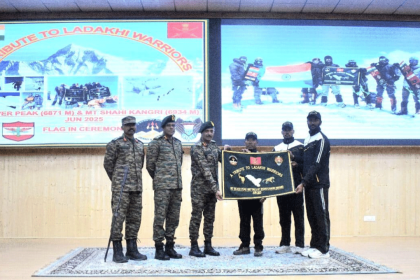 Indian Army mountaineering expedition honours Galwan heroes