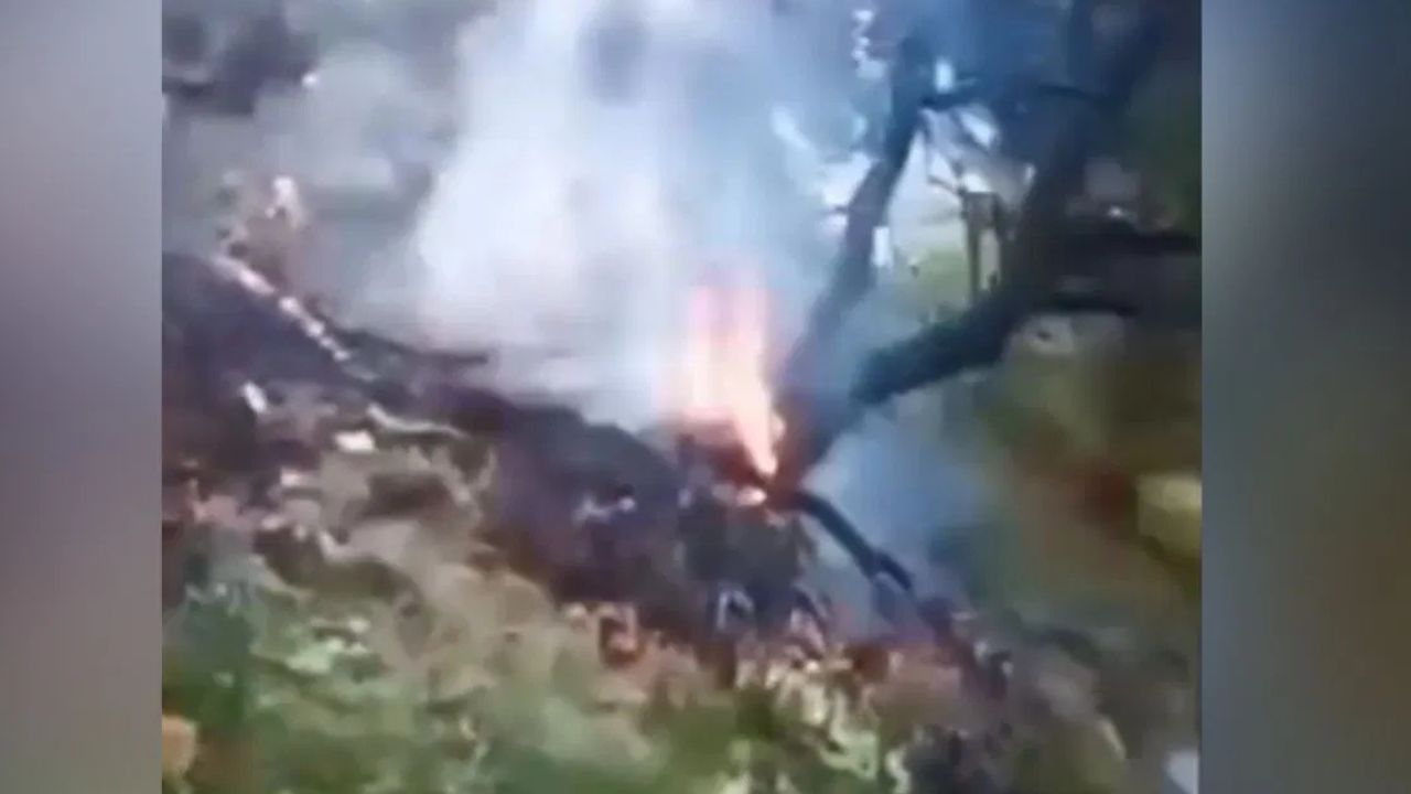 Uttarakhand: Chopper flying to Kedarnath crashes, 6 dead