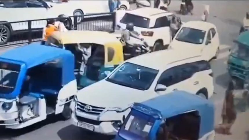 Lucknow cop slaps Colonel in front of family after being confronted for wrong-side driving