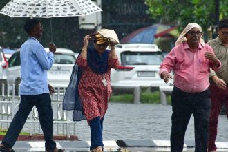 Maharashtra weather update: IMD sounds red alert in coastal areas, predicts heavy rains in coming days