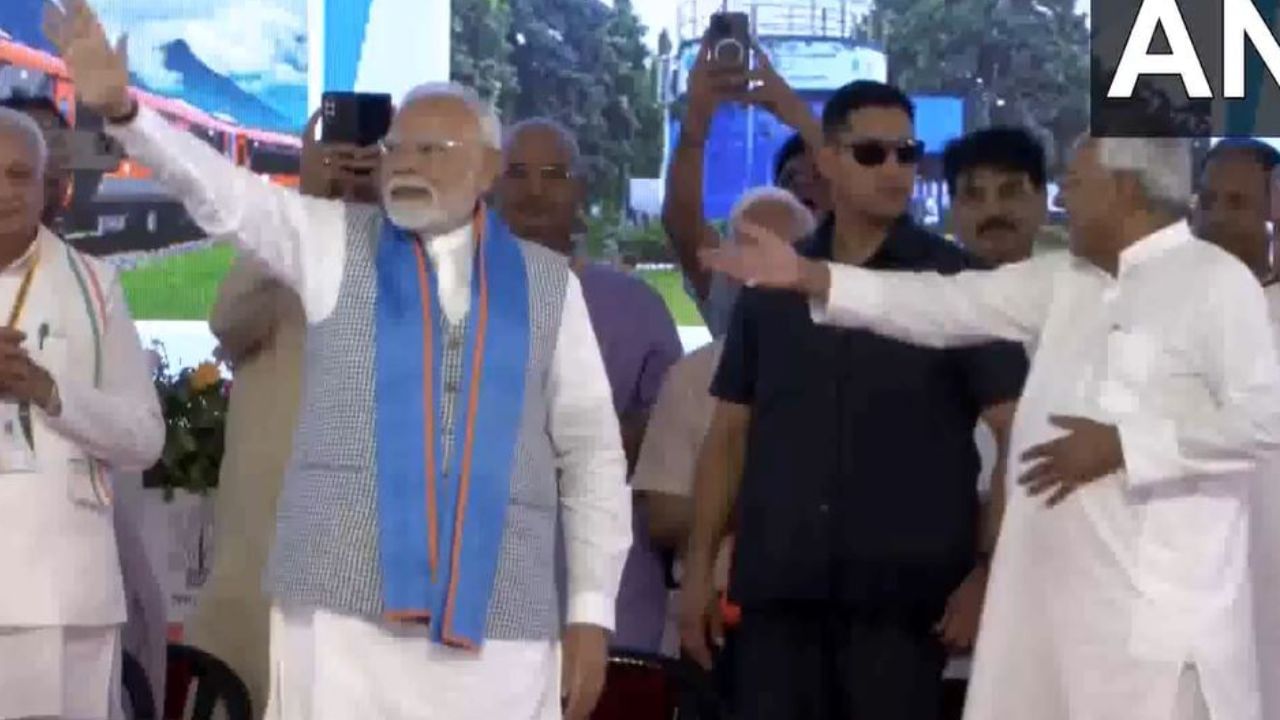 PM Narendra Modi launches multiple development projects worth Rs 5,000 crore in Bihar’s Siwan