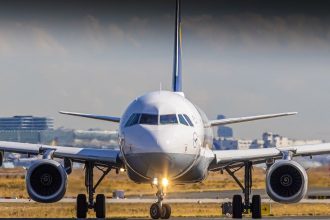 Airlines urge government aid amid tourism slump in Kashmir