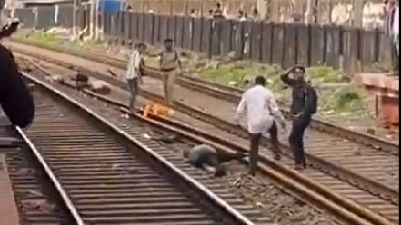 Full list of 13 passengers who fell off overcrowded local train between Diva and Mumbra released | Check names