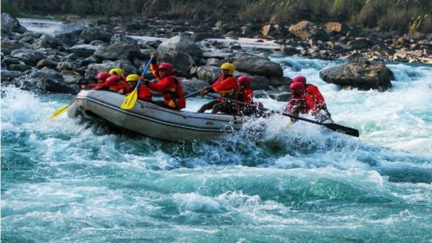 River Rafting suspended in Rishikesh as Ganga’s water level rises amid heavy rainfall, all rafting points closed for safety