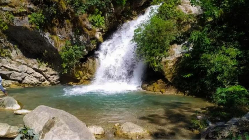 Social Media tourism overwhelms Dehradun and Mussoorie hidden springs; traffic congestion, noise pollution, and littering becoming routine