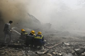 Video of Air India flight crashed near Ahmedabad airport goes viral | Watch