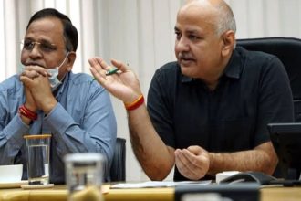 ACB summons Manish Sisodia, Satyendar Jain over Rs 2,000 crore classroom construction scam
