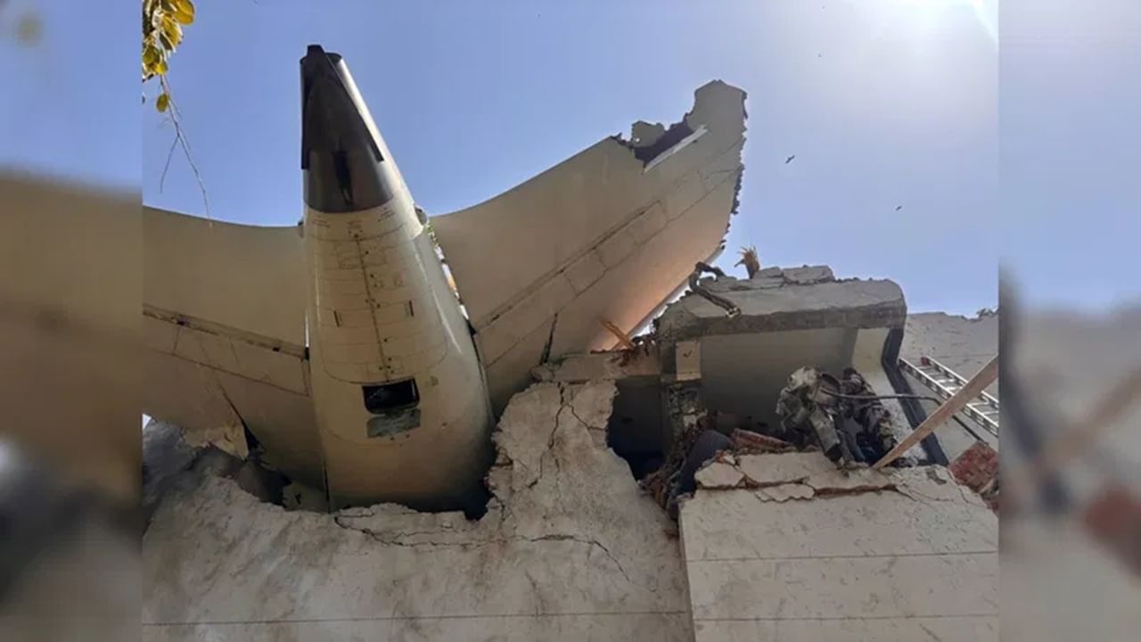 Capt Sumeet Sabharwal was pilot of ill-fated Air India plane, had 8200 hrs of flying experience