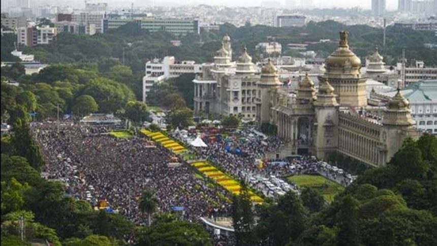 Bengaluru stampede: Political fallout and blame game in Karnataka 1 Rumour about free passes, misjudged crowd size led to Bengaluru stampede? Unanswered questions around tragedy