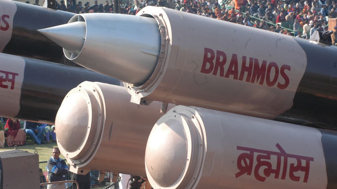 Mach 8 speed, 1500 km strike range: India accelerates BrahMos-II hypersonic missile development