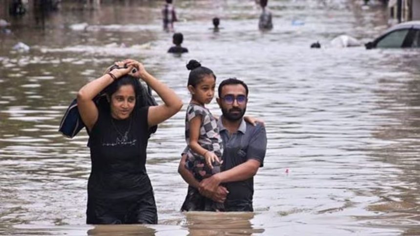 IMD weather forecast: Rain predicted in Delhi, West Bengal; more downpour likely in Gujarat