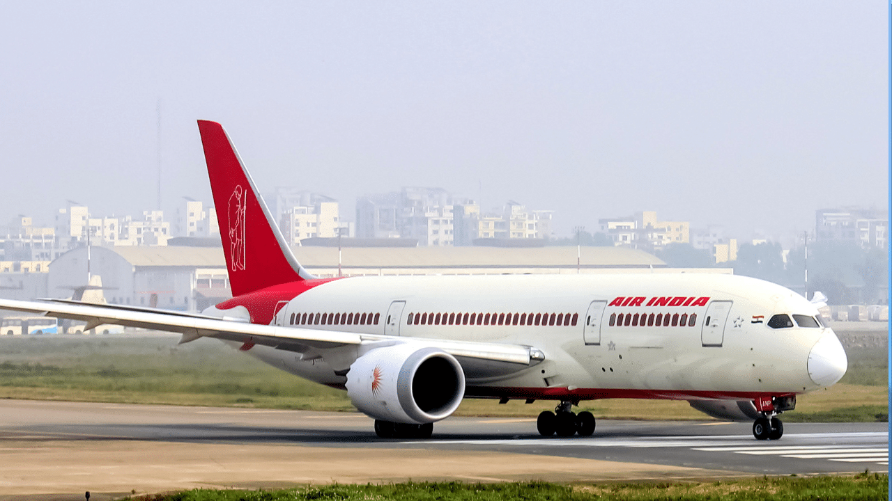 Intoxicated passenger ‘harasses’ cabin crew on Air India Express flight from Dubai to Jaipur Intoxicated passenger ‘harasses’ cabin crew on Air India Express flight from Dubai to Jaipur
