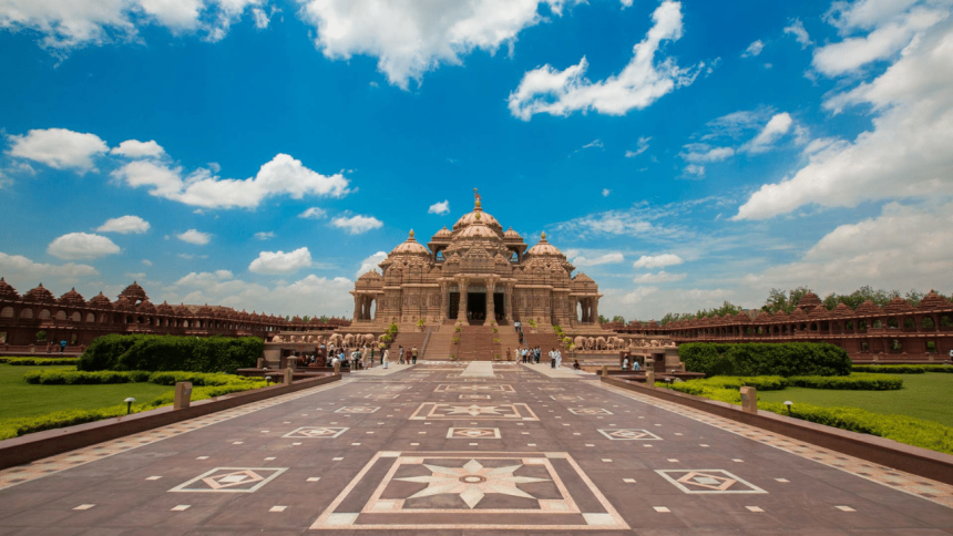 Akshardham Temple in Delhi wishes devotees on Guru Purnima, recalls wisdom of gurus
