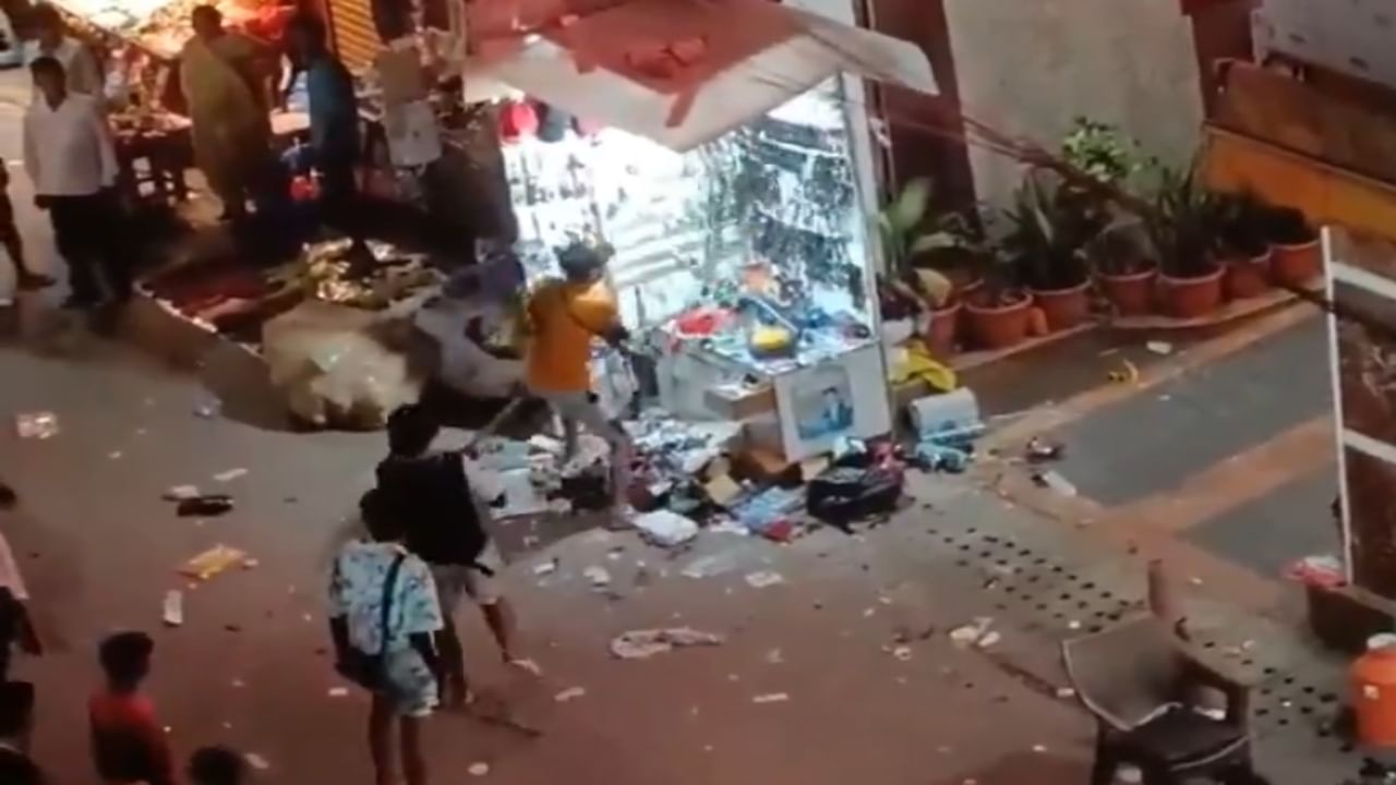 Kanwariya brawl in Uttarakhand keeps police & administration on toes; vandalized spectacles shop, traders threaten market shutdown