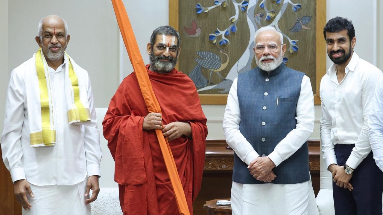 PM Modi with Sri Chinna Jeeyar Swamy