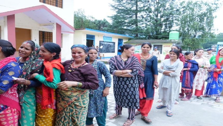 Uttarakhand Panchayat polls see 70% turnout in second phase; ghost villages lit up with voter’s enthusiasm 1 Uttarakhand Panchayat polls see 70% turnout in second phase; ghost villages lit up with voter’s enthusiasm