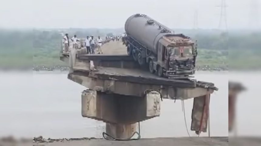 3 killed as Gambhira bridge collapses between Anand and Vadodara in Gujarat
