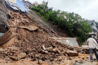 Monsoon mayhem in Himachal: Red alert issued as rains trigger landslides, road blockades 2 Monsoon mayhem in Himachal: Red alert issued as rains trigger landslides, road blockades