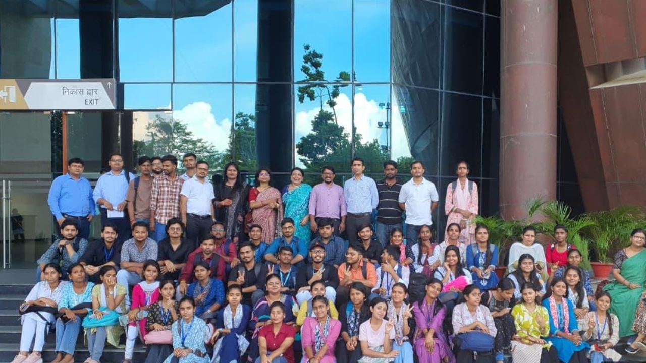 Educational tour of Bapu Tower Museum conducted for the students of B D College