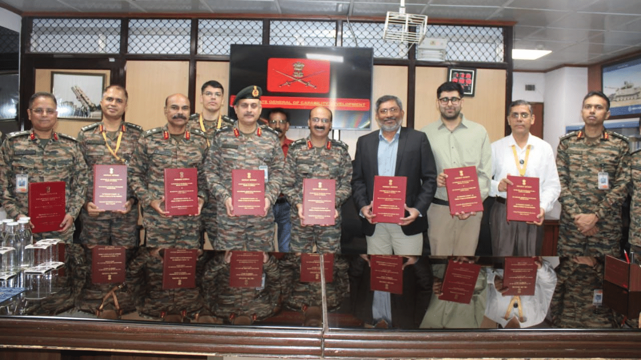 Indian Army signs MoU for new generation 50 ton tank transporter trailers Indian Army signs MoU for new generation 50 ton tank transporter trailers