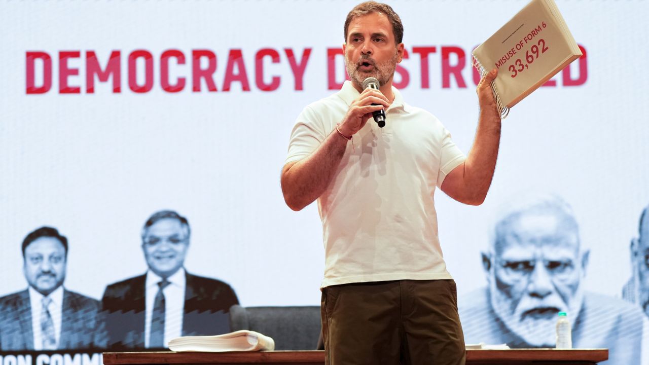 SIR ‘institutionalised chori’; EC colluding with BJP to carry out ‘vote theft’: Rahul Gandhi