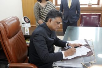 Five guarantees schemes accounted for 15 per cent of Karnataka’s revenue expenditure CAG report