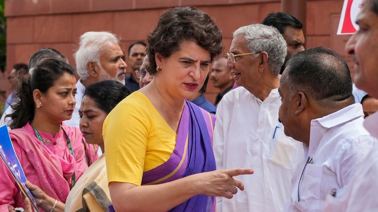 Priyanka slams EC, says it must rethink if it believes its responsibility is only towards BJP Priyanka slams EC, says it must rethink if it believes its responsibility is only towards BJP